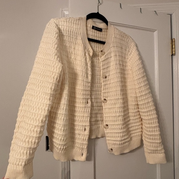 Women's Cream Sweater - Picture 3 of 3